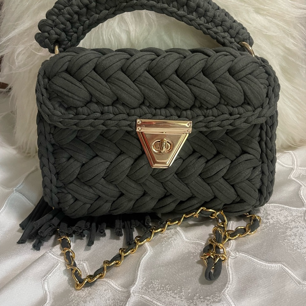 Elegant Green Braided Handbag
